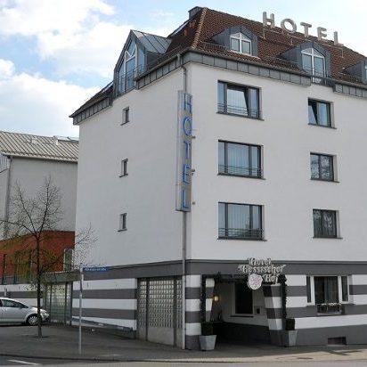 hotel_front_nikolausstrasse